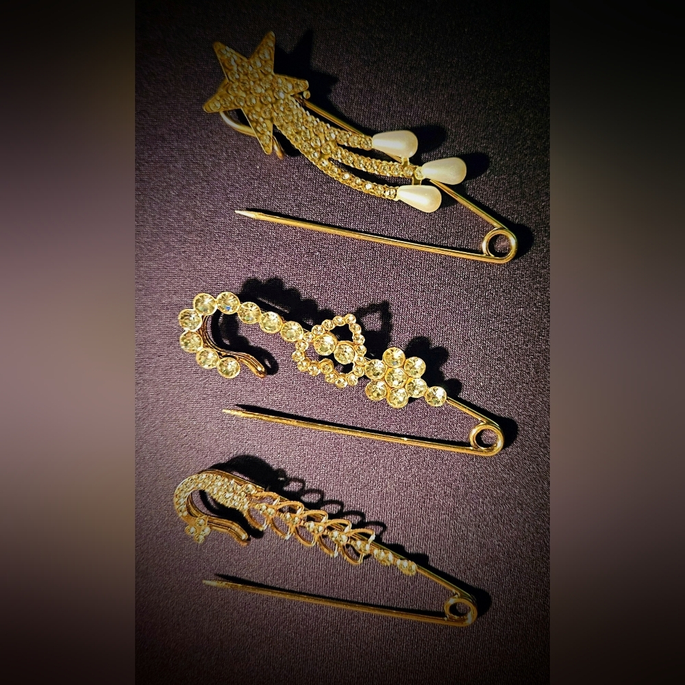 Safety Pin Design Collection - Picture 3 of 12